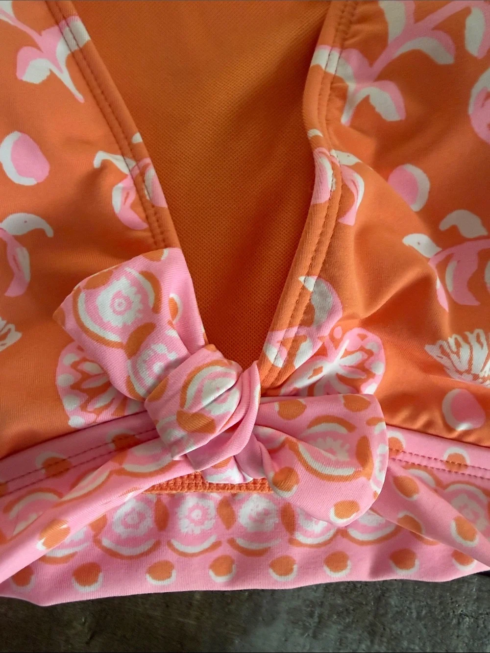Lilly Pulitzer Meechi Papaya Breezy Palm Cap Sleeve SwimTop NWT. Size 10